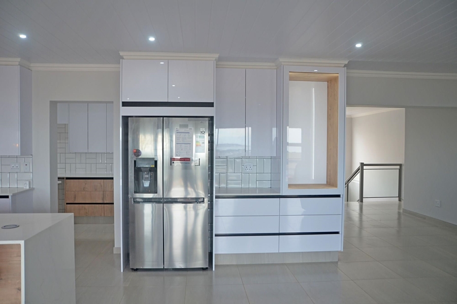 4 Bedroom Property for Sale in Monte Christo Western Cape